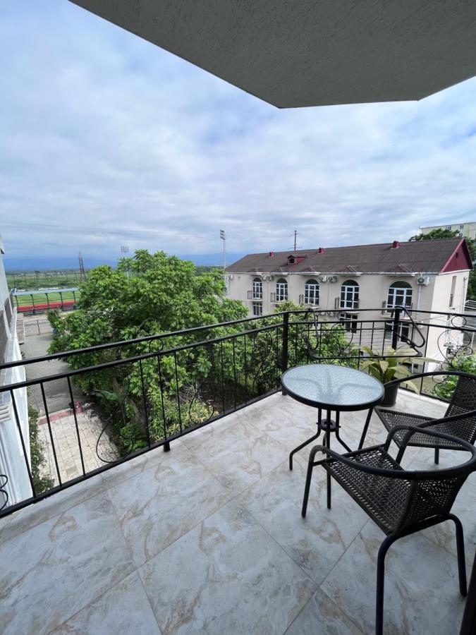 Guest House Madonna Kobuleti Exterior photo