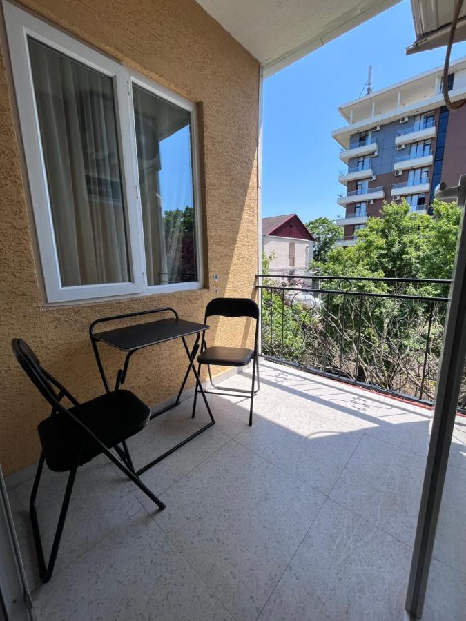 Guest House Madonna Kobuleti Exterior photo